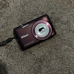 Nikon COOLPIX S4100 14 MP Digital Camera